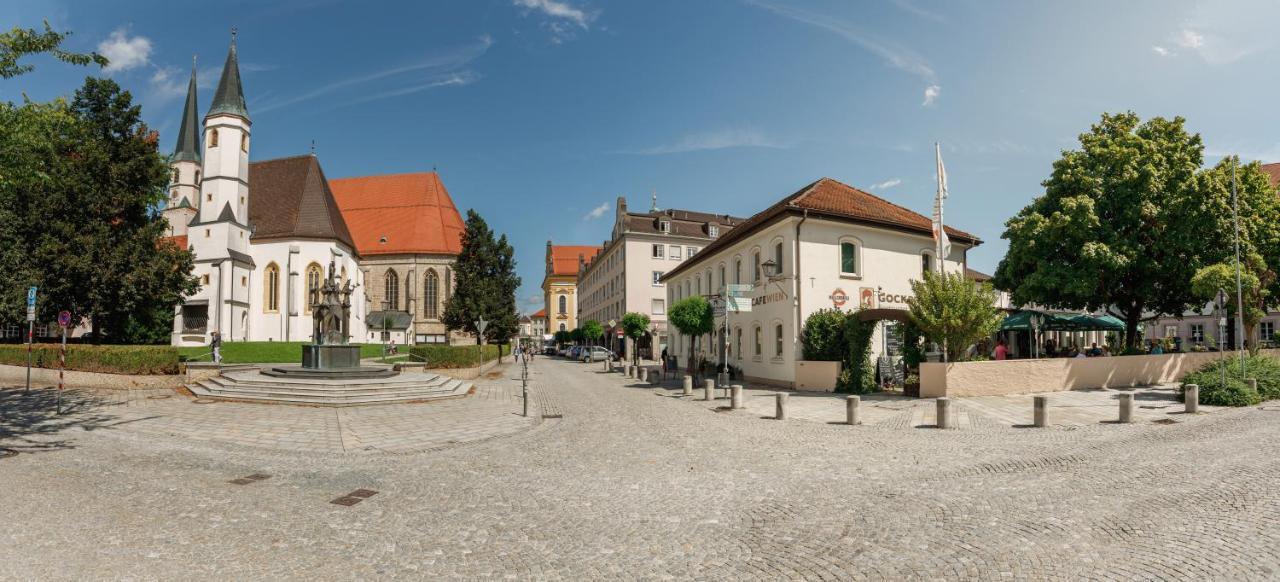 Gockerlwirt & Pilgerpension Altotting Exterior photo